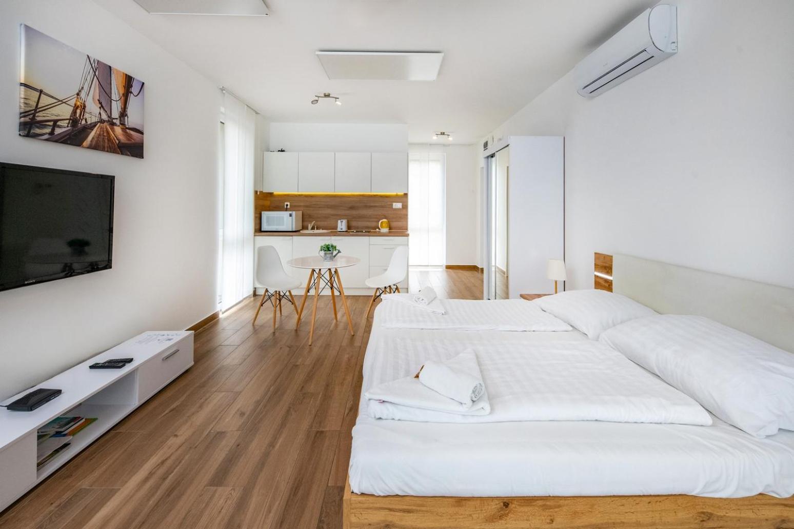 Anchor Apartman By Hellobalatonlelle Ngoại thất bức ảnh